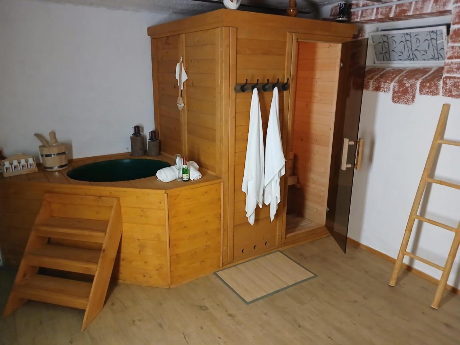 Familienfreundliches-Luxus-Bahnwaerterhaus Villa Schiltach Eksteriør billede
